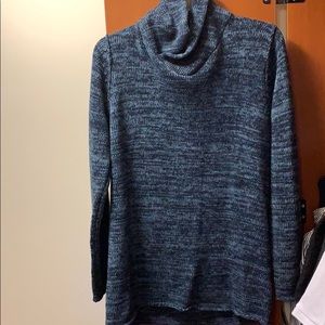 H&M blue turtle neck sweater
